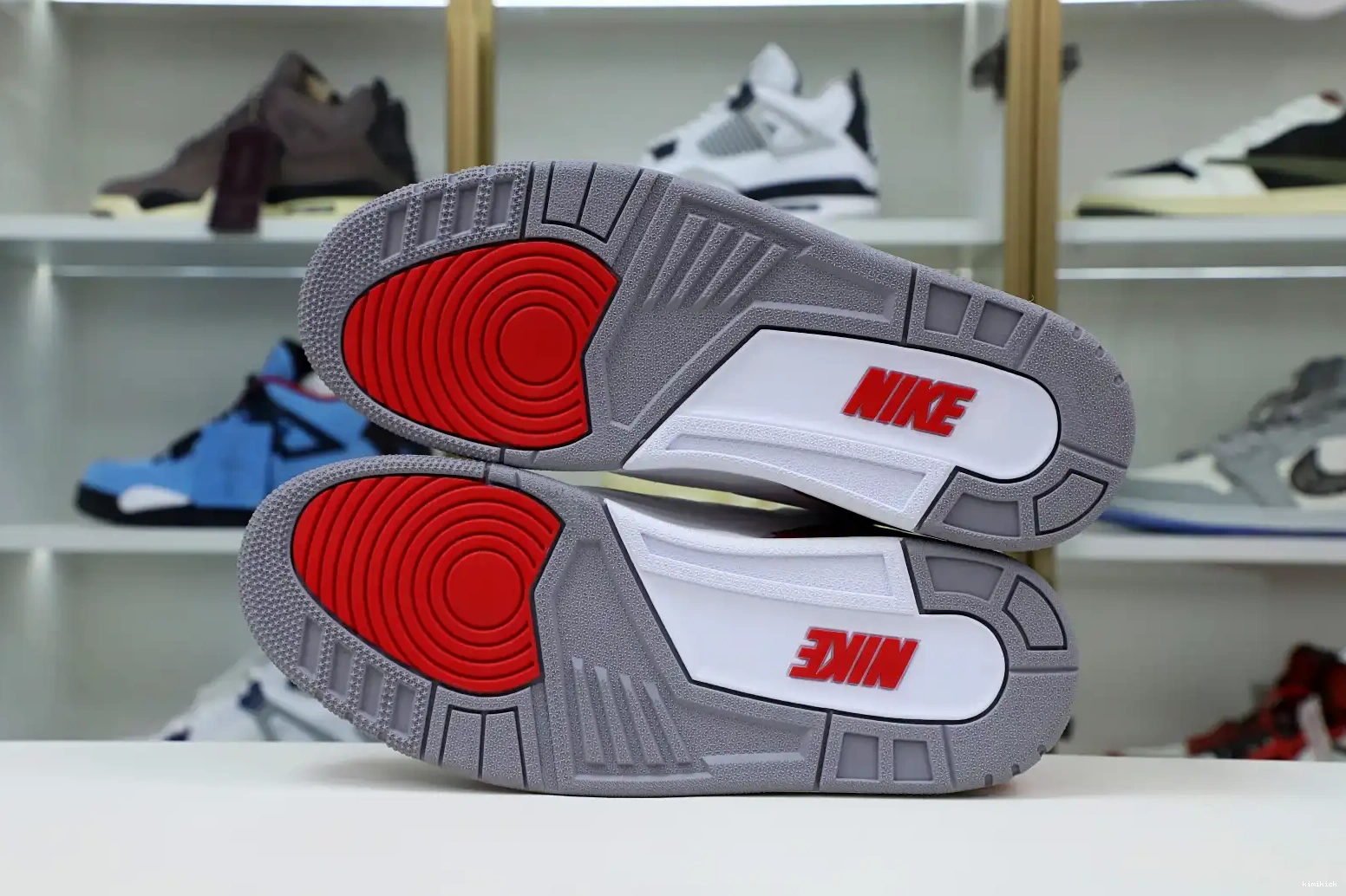AIR 3RETRO JORDAN Kimikick 0502